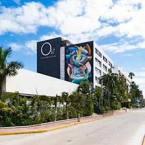 מלון Oh! - The Urban Oasis & Club (adults Only) ****