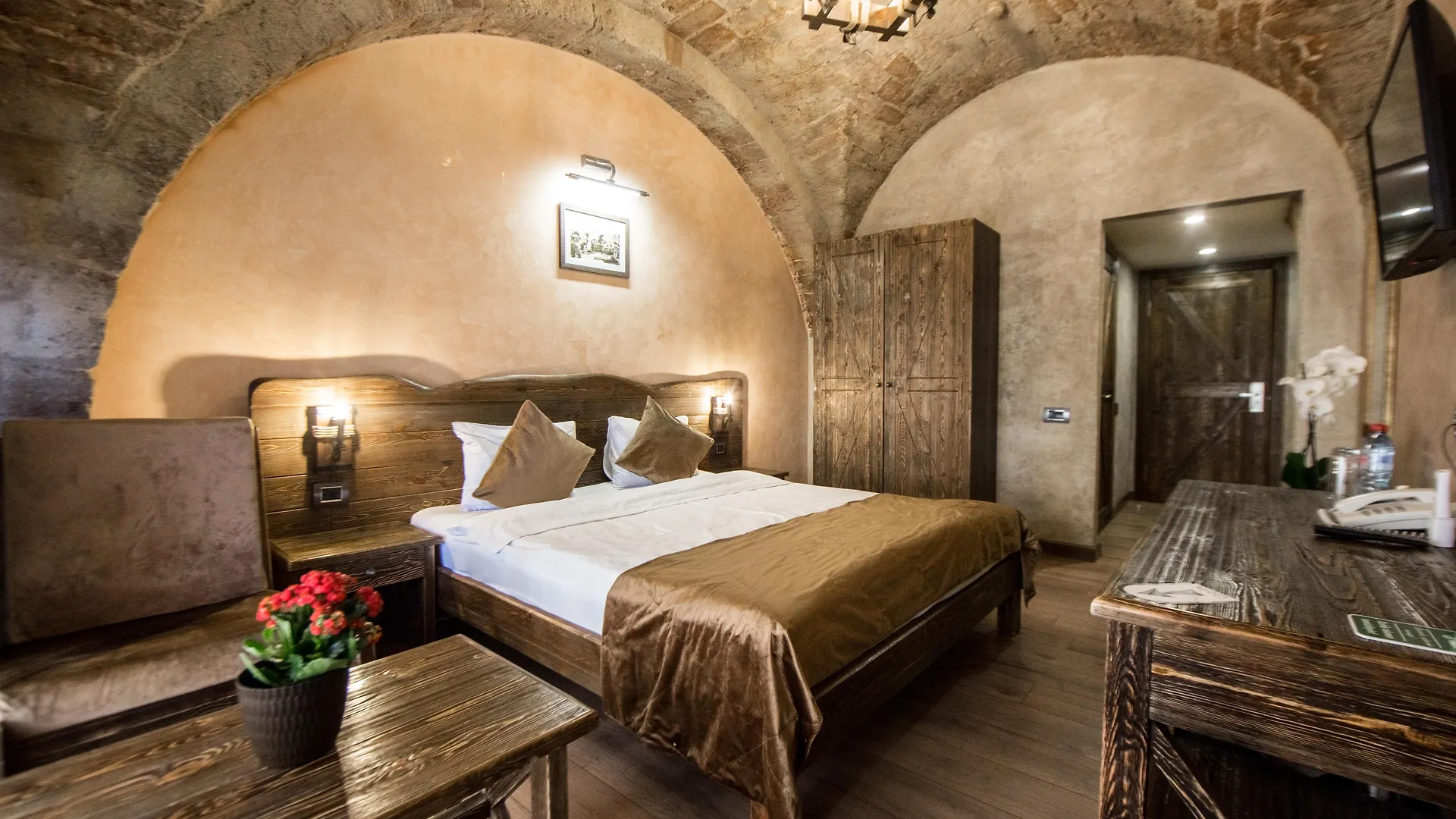 Passage Hotel