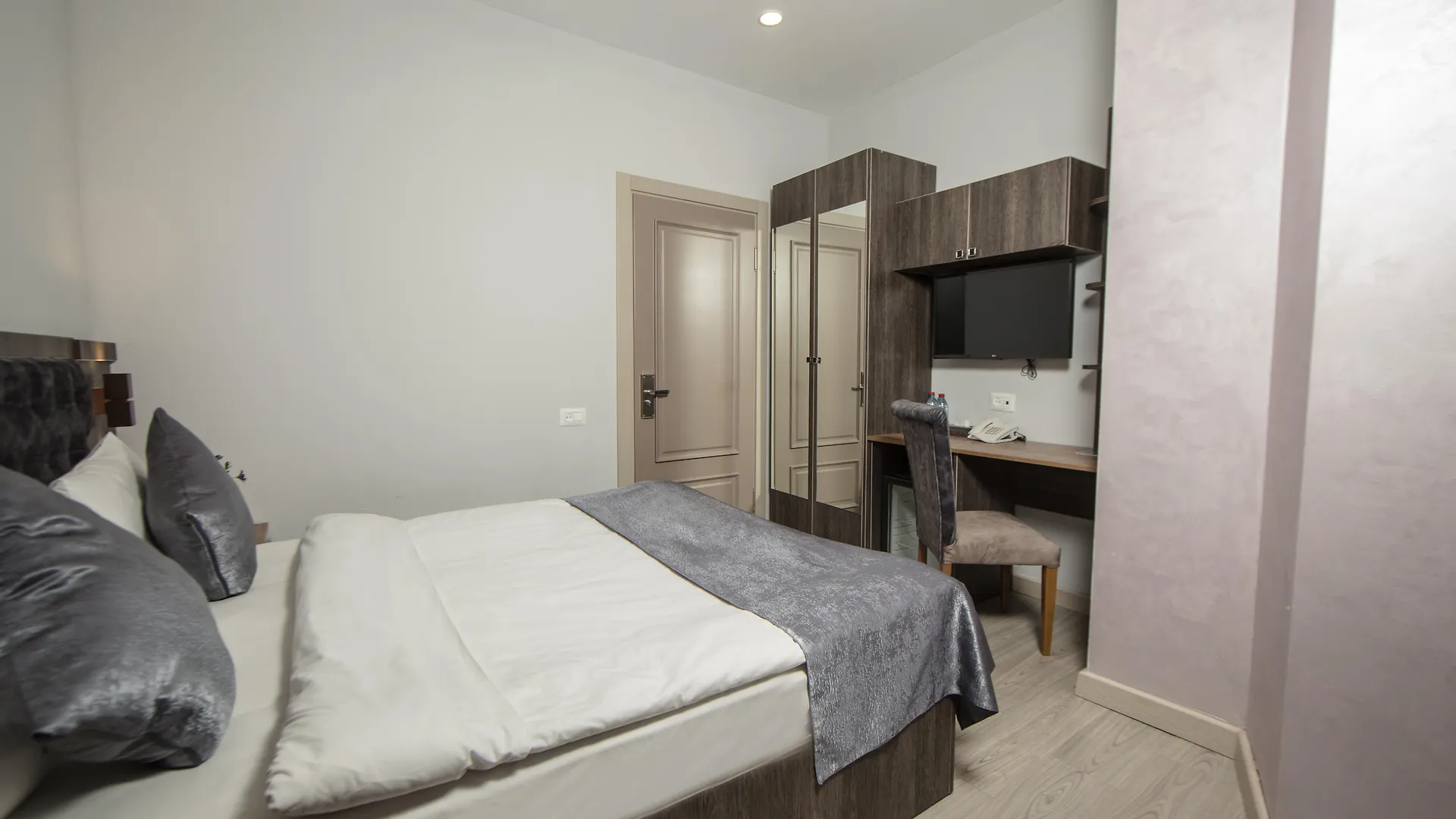 Passage Hotel  Baku