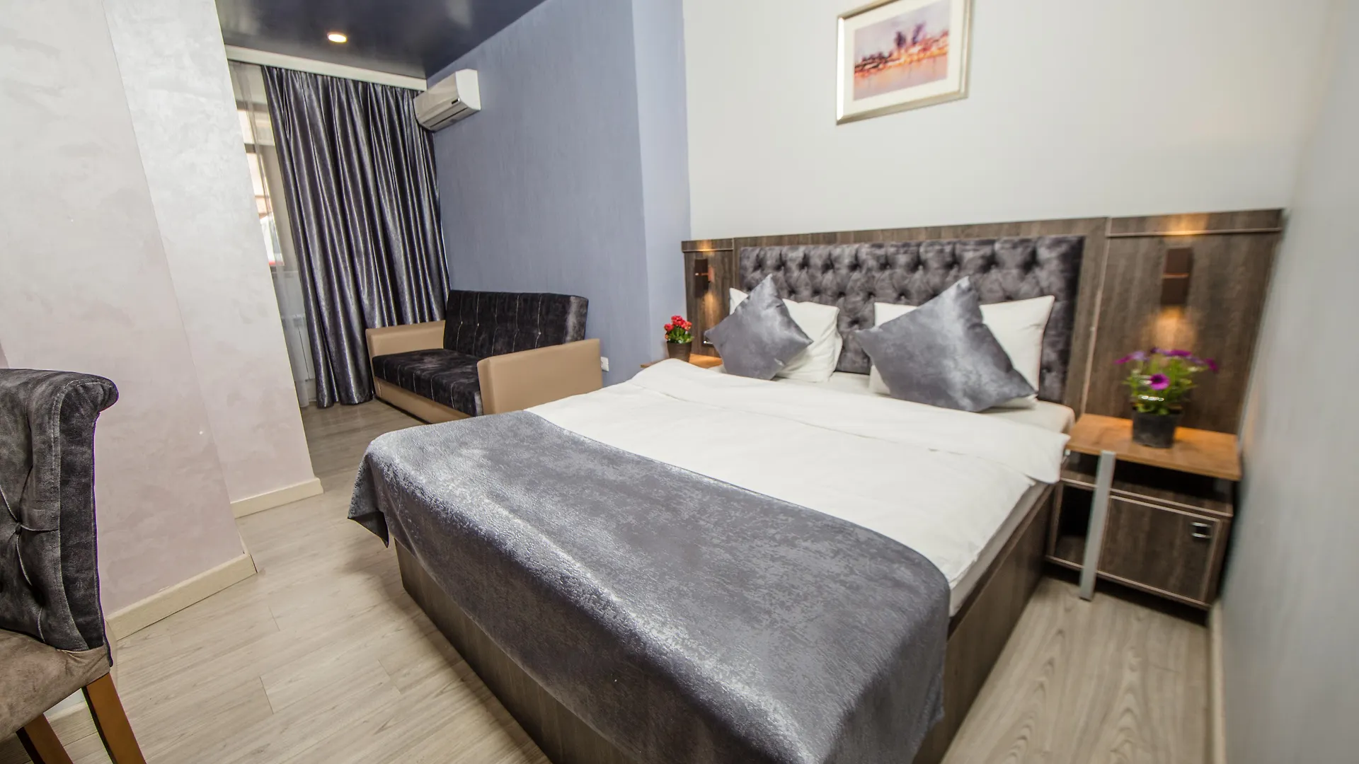 Passage Hotel