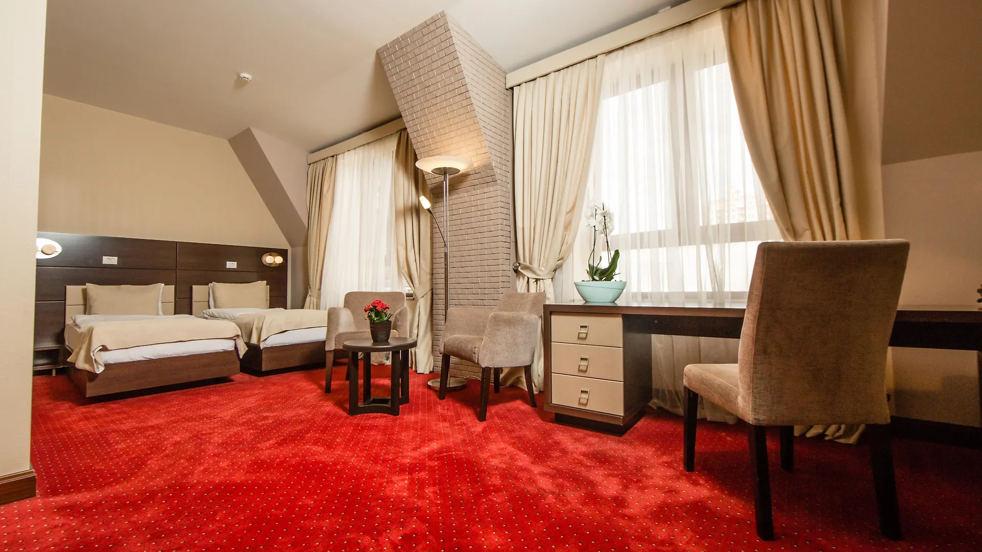 Passage Hotel