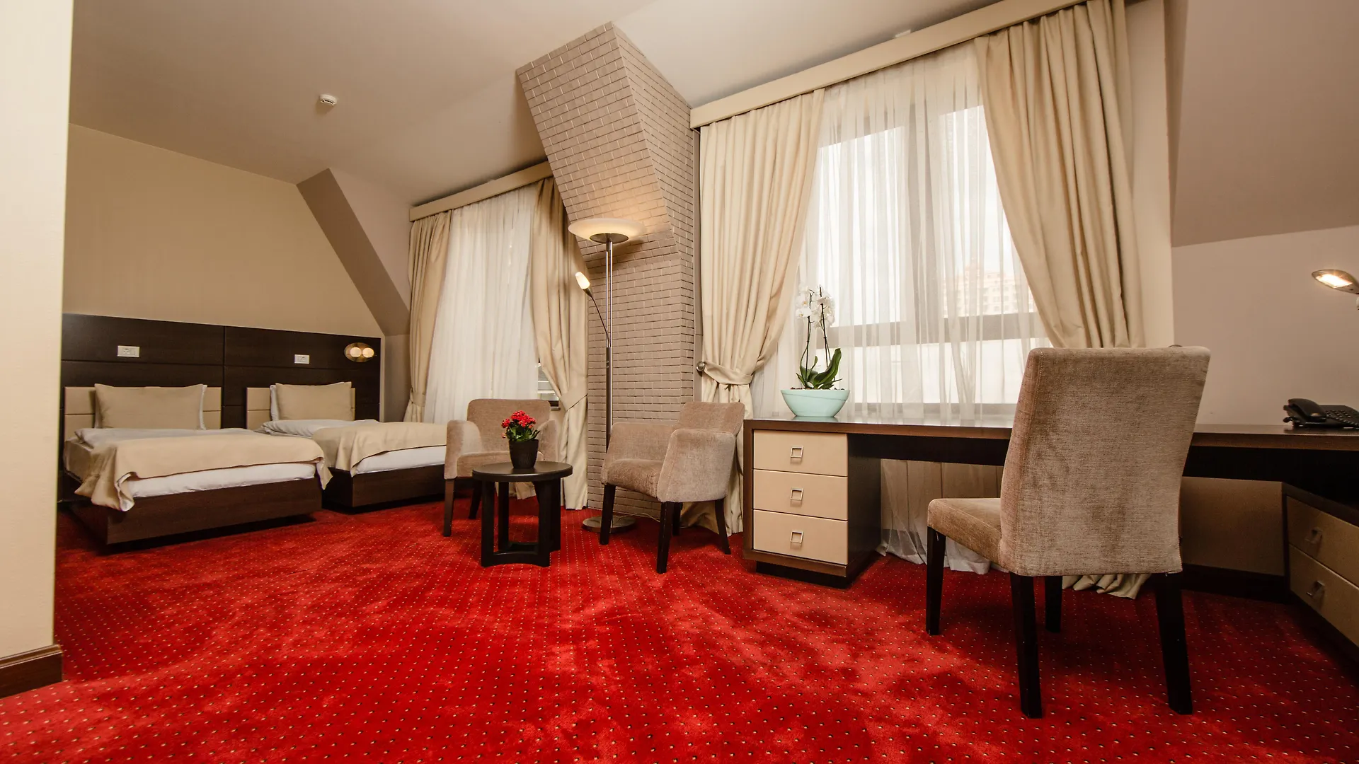 Passage Hotel 4*, Baku